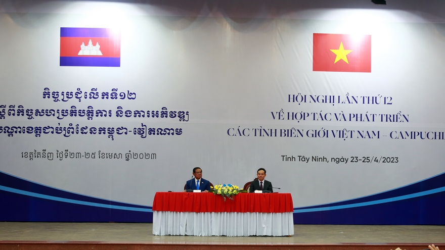 Vietnam and Cambodia vow to facilitate cross border cooperation