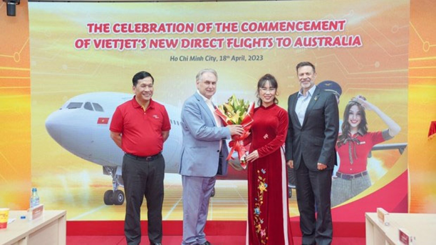 Australian Minister congratulates Vietjet on new routes connecting VN, Australia
