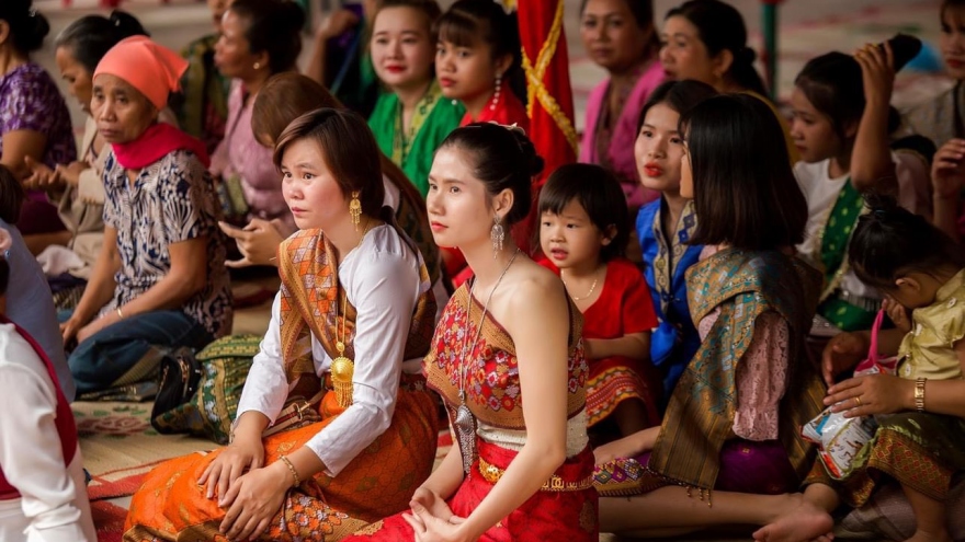 Đặc sắc văn hóa Lào dịp lễ hội Bunpimay ở Buôn Đôn