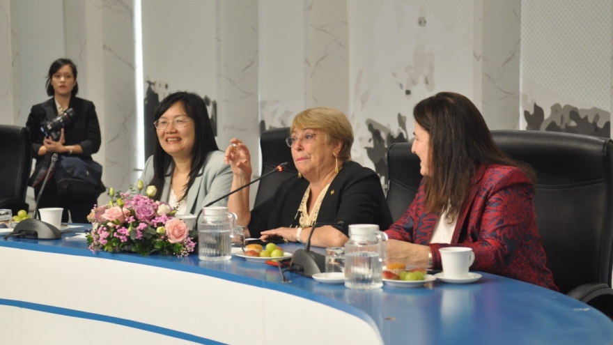 Former Chilean President highlights role of women and gender equality during VN visit