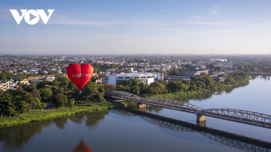 Tôn vinh vẻ đẹp Cố đô trong lễ hội khinh khí cầu Huế năm 2023