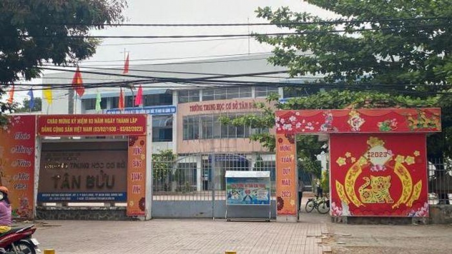 Nữ sinh trường chuyên ở Nghệ An tự tử nghi do bị bạo lực học đường