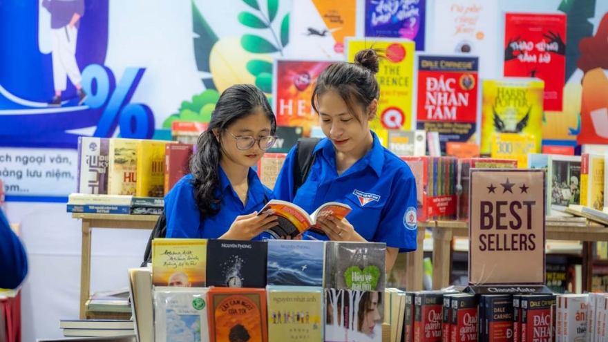 Ngày hội sách và văn hóa đọc Việt Nam lần 2 thu hút người dân cố đô
