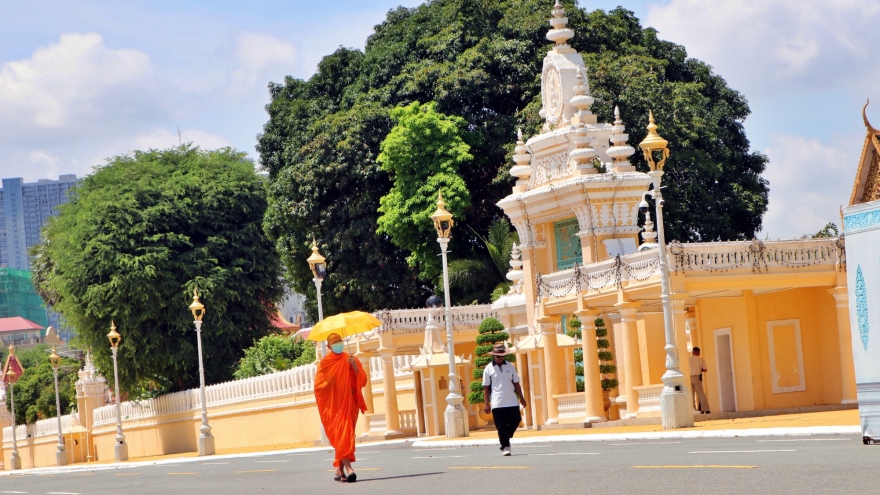 Nắng nóng kéo dài, Campuchia kêu gọi người dân tiết kiệm nước tối đa