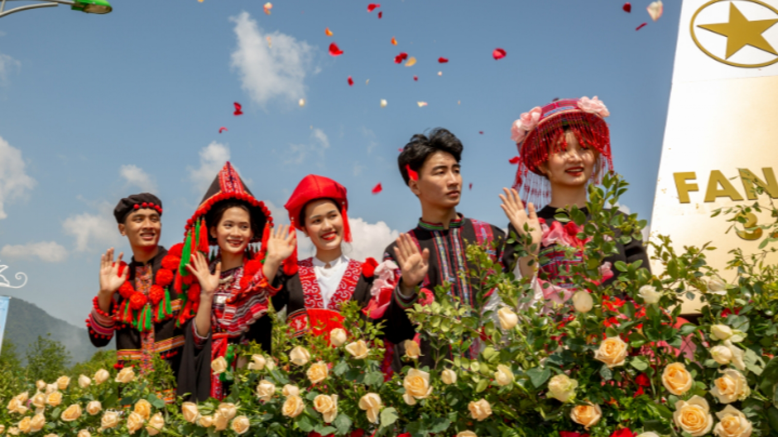 30/4 tới Sun World Fansipan Legend, lạc vào xứ sở hoa hồng trong mây