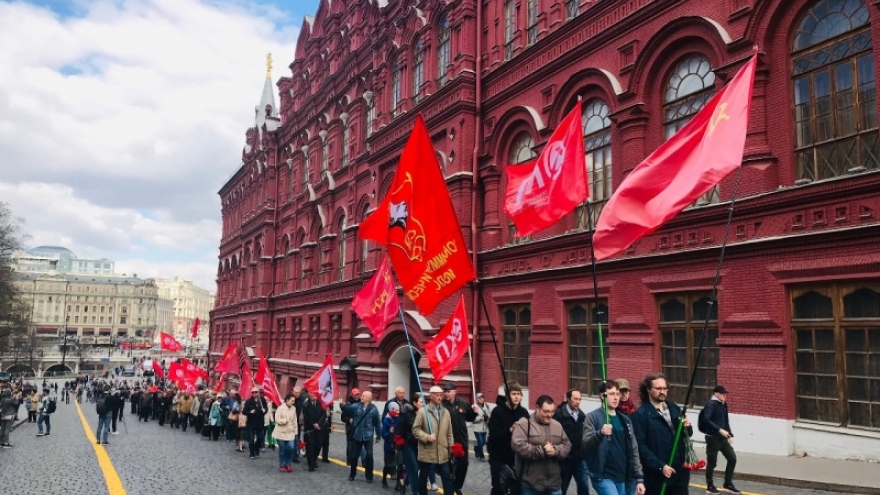 Nước Nga rợp trong sắc đỏ kỷ niệm 153 năm ngày sinh V.I.Lenin