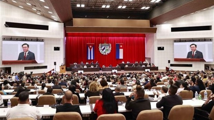 NA Chairman addresses special session of Cuban parliament