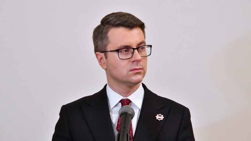 Ba Lan không ủng hộ quan điểm “tự chủ chiến lược” của Tổng thống Pháp