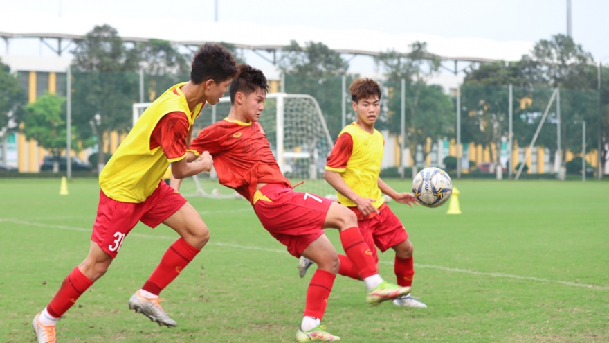 HLV Hoàng Anh Tuấn “đãi cát tìm vàng” để U17 Việt Nam săn vé World Cup
