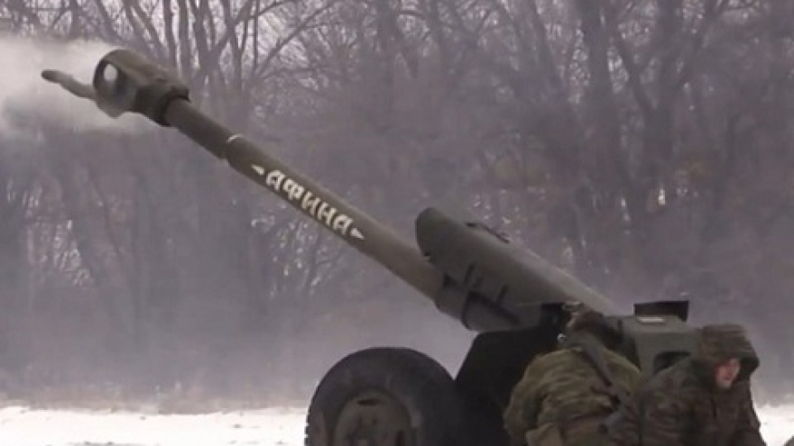 Ukraine khai hỏa lựu pháo D-30 vào cứ điểm của Nga gần Bakhmut