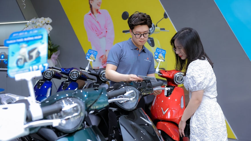 Khai trương đại lý uỷ quyền xe máy điện VinFast đầu tiên tại Hà Nội năm 2023