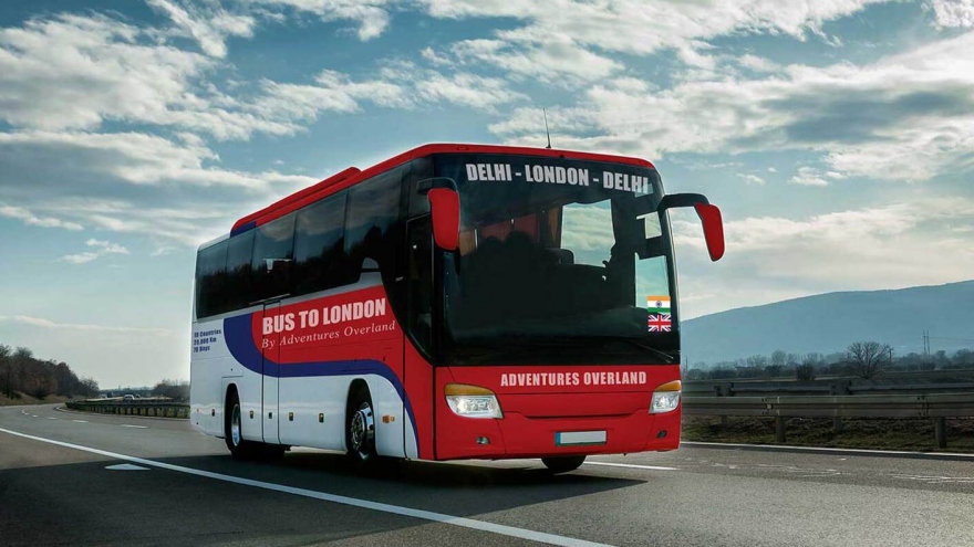 Tour du lịch xuyên lục địa bằng xe buýt kéo dài 56 ngày