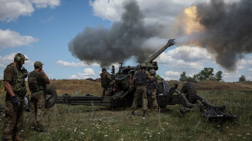 Nga tiếp tục tiến công tại Bakhmut, kiềm chân Ukraine ở hai bên sườn