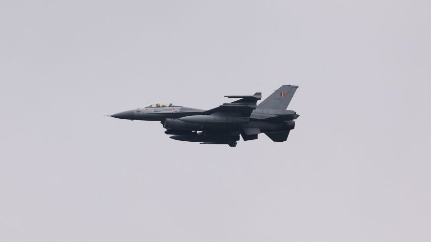 Anh và Hà Lan xây dựng liên minh quốc tế giúp Ukraine nhận tiêm kích F-16
