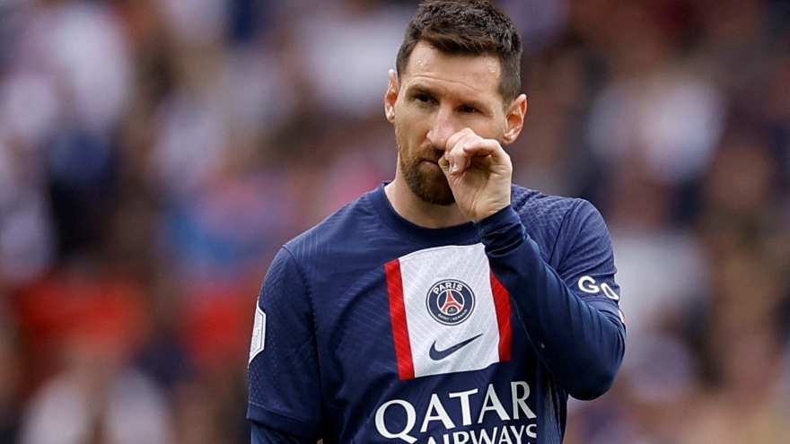 SỐC: Messi bị PSG kỷ luật nội bộ