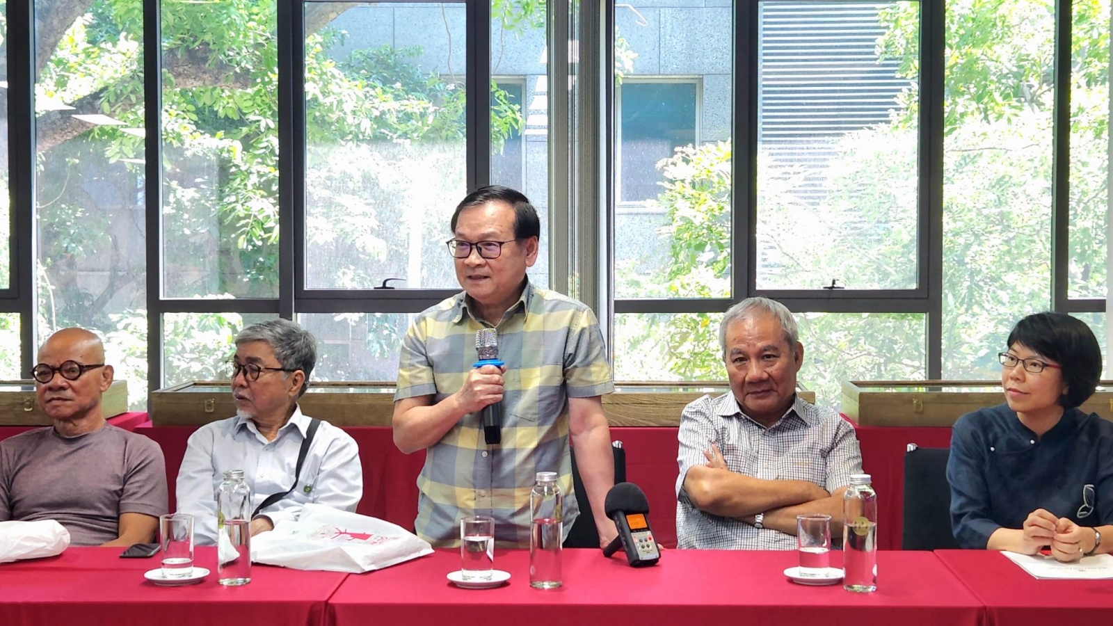 Thành lập Giải thưởng văn học Kim Đồng lần thứ nhất