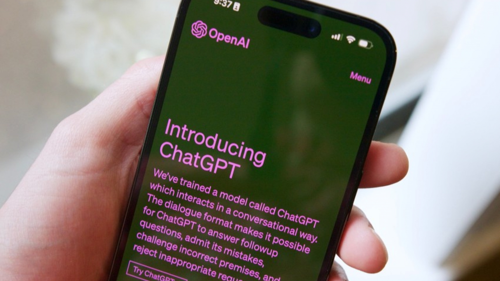 OpenAI ra mắt ứng dụng ChatGPT cho iPhone