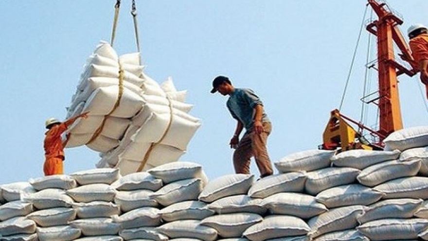 Vietnamese rice enjoys advantages due to rise in export orders and price