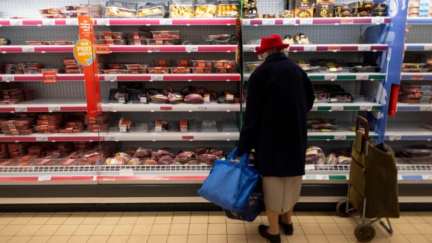 Giá thực phẩm ở Anh vẫn ở mức cao nhất trong 45 năm