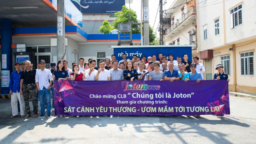 JotonPaint “Sát cánh yêu thương–Ươm mầm tới tương lai” cho học sinh giỏi Thái Bình