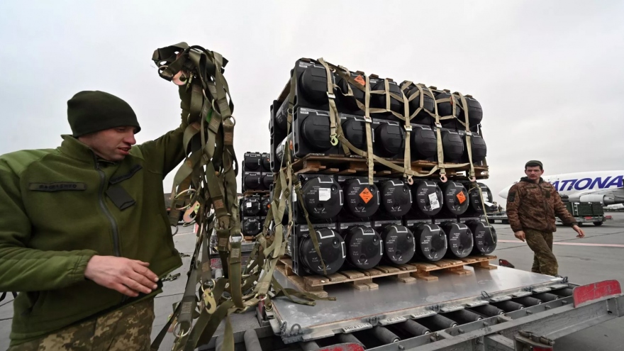 Mỹ sắp cạn tiền hỗ trợ, nguồn cung vũ khí cho Ukraine sẽ bị gián đoạn?