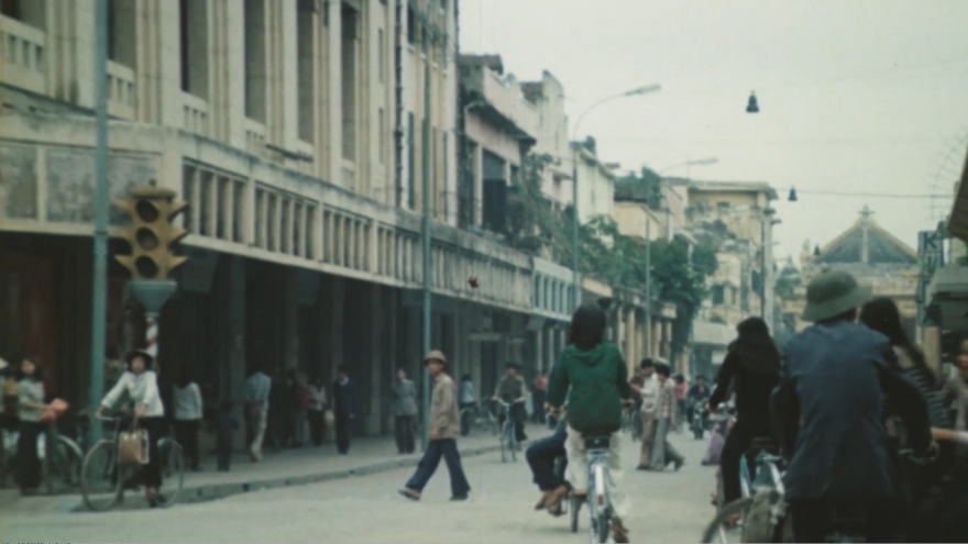 Phim tư liệu màu quý hiếm về Việt Nam năm 1983 khi lãnh đạo Liên Xô tới thăm