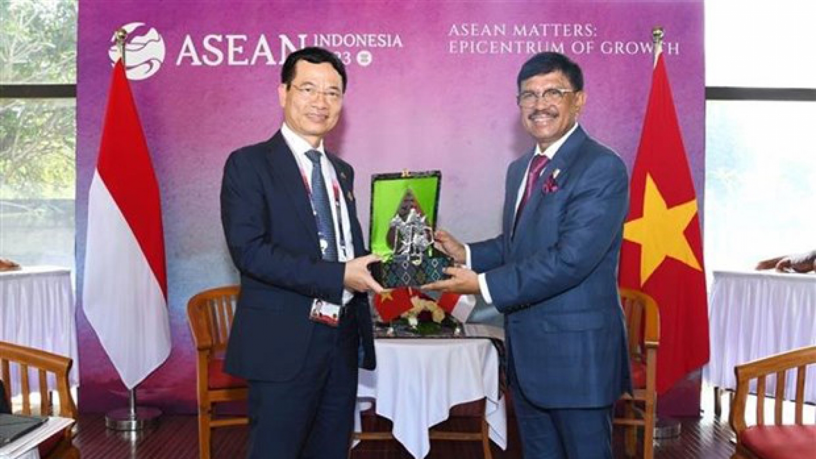 Vietnam, Indonesia strengthen cooperation in information, communications