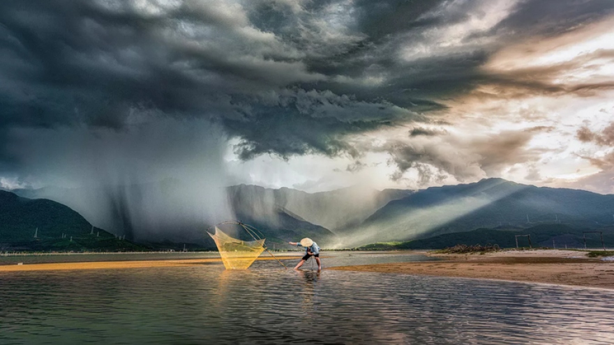 Local photographer wins prize at international photography awards
