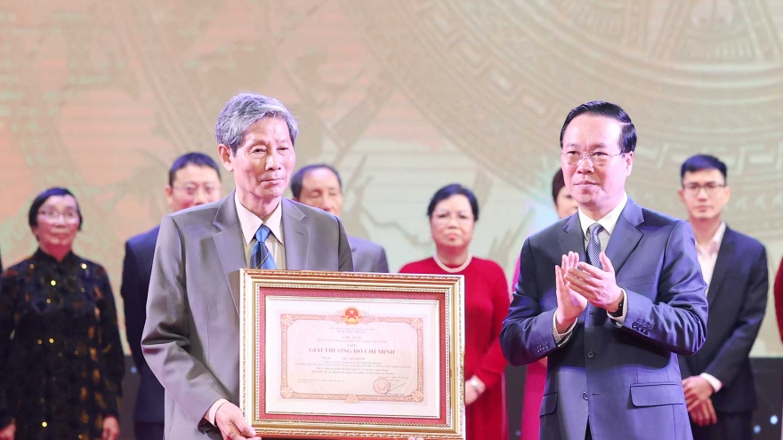 Chủ tịch nước Võ Văn Thưởng dự Lễ trao Giải thưởng Hồ Chí Minh về văn học, nghệ thuật