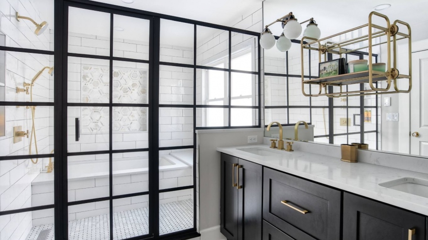 Chiêm ngưỡng hai sắc màu trắng-đen trong thiết kế nhà tắm