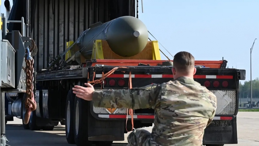 Bom xuyên GBU-57 của Mỹ có “xóa sạch” được cơ sở hạt nhân Iran dưới lòng đất?