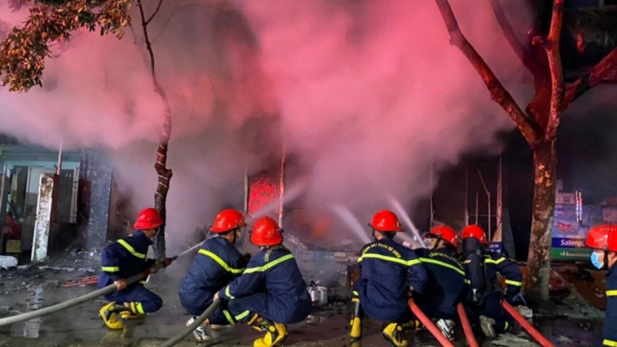 Bộ trưởng Tô Lâm yêu cầu đảm bảo giao thông, chủ động phòng cháy chữa cháy