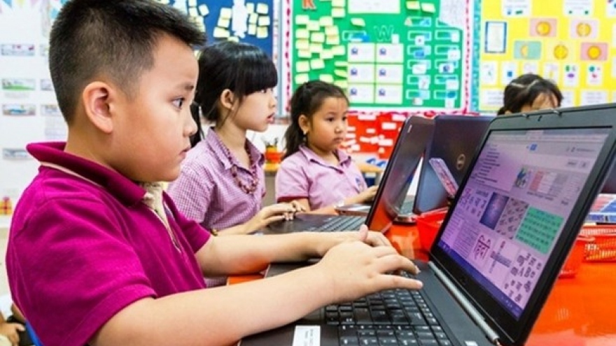 Greater efforts to better protect children on cyberspace