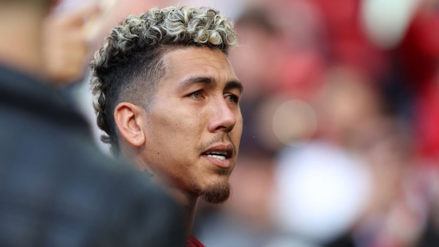 Firmino bật khóc trong lần cuối khoác áo Liverpool tại Anfield