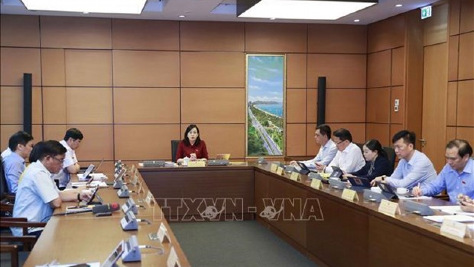 Legislators highlight internal growth engines