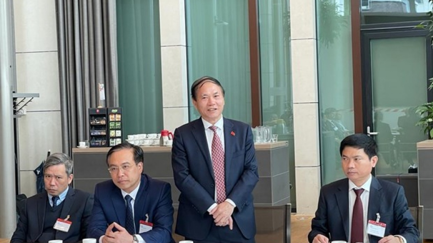 Ha Nam promotes investment in Netherlands