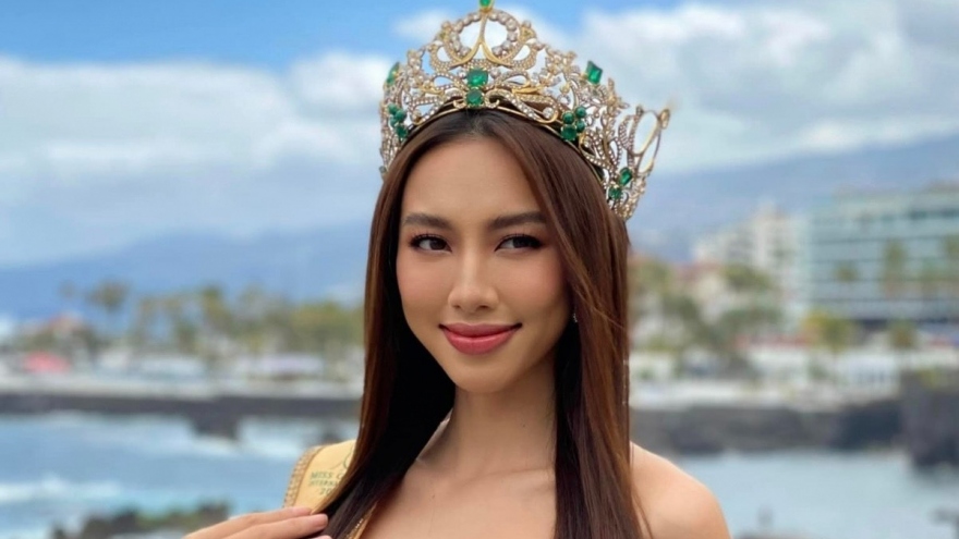 Hoa hậu Thùy Tiên vắng mặt trong vụ kiện 2,4 tỉ đồng
