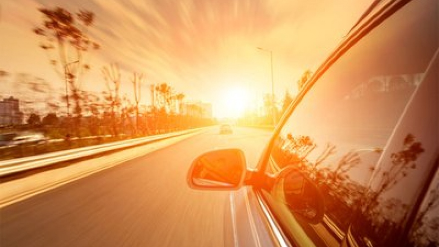 9 lưu ý hữu ích cho tài xế sử dụng xe ngày nắng nóng
