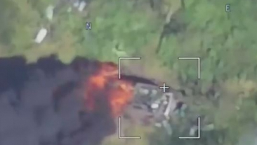 UAV Lancet của Nga chế ngự và phá hủy tổ hợp tác chiến điện tử của Ukraine