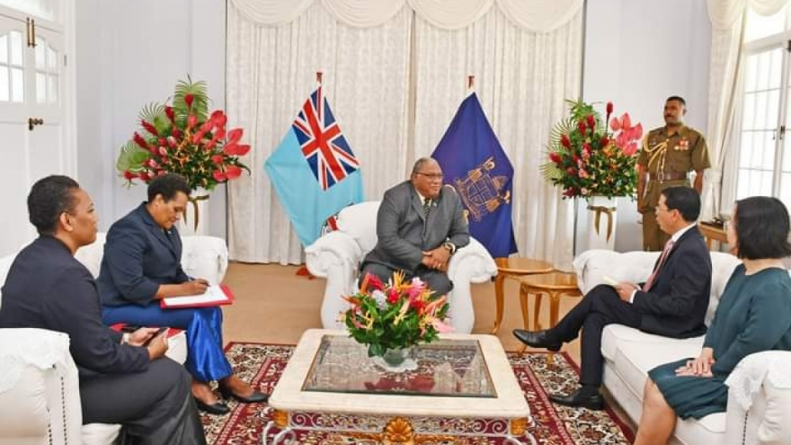 Fijian President hails Vietnam’s global role, position and prestige