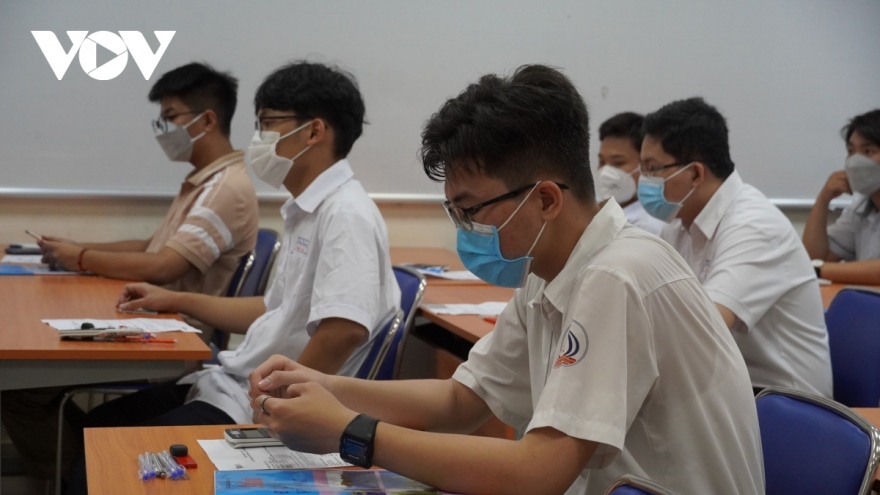 Đại học Quốc gia Hà Nội làm rõ về đề thi đánh giá năng lực có nhiều câu hỏi lặp lại