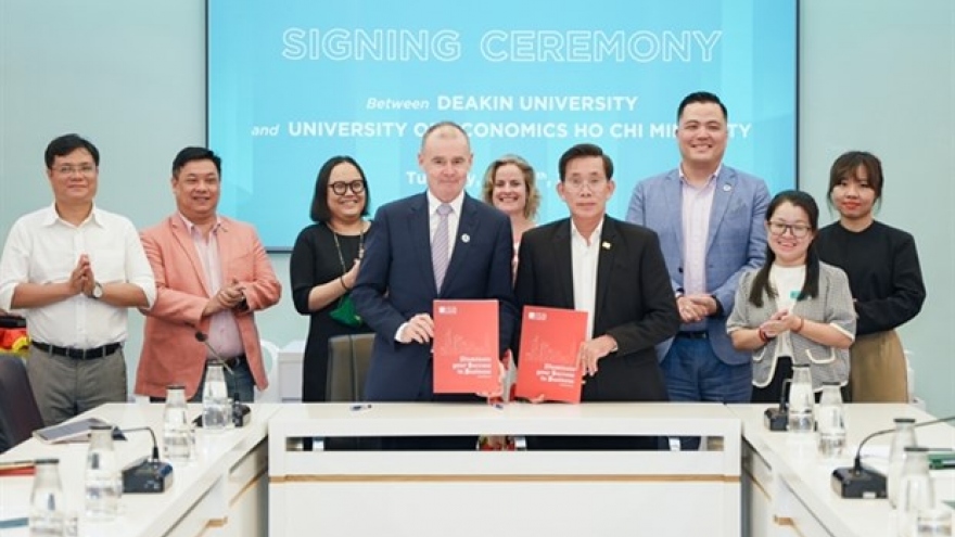 University of Economics HCM City ties up with Australian counterpart