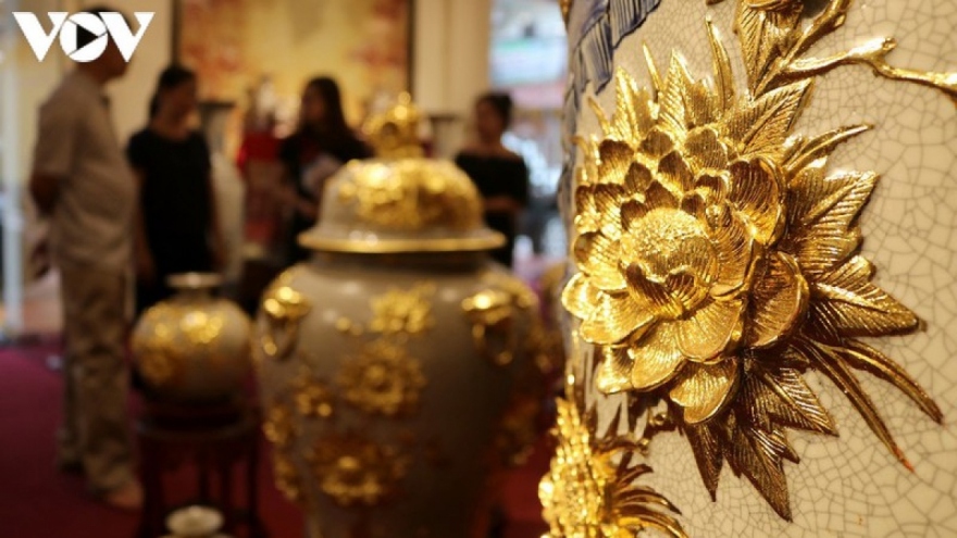 Fine art ceramics exports up after three-month decline