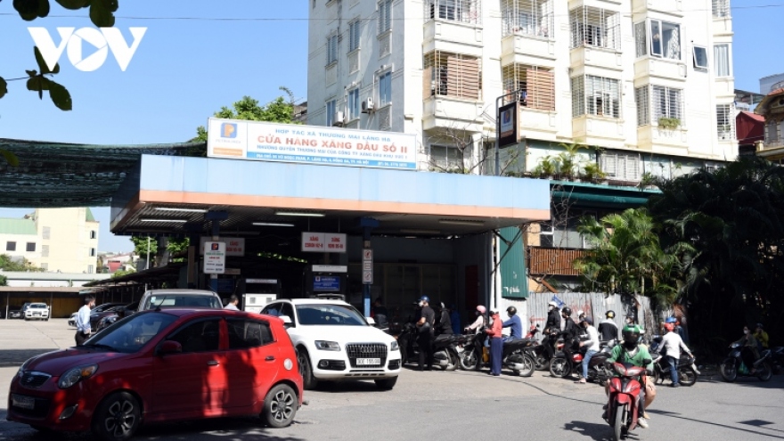 Petrol prices continue to fall sharply following May 11 adjustment