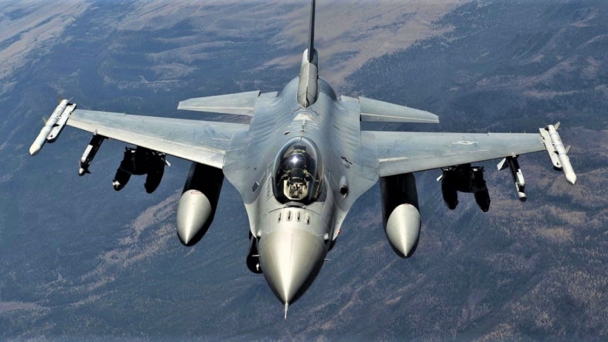 Đánh giá khả năng mang vũ khí hạt nhân của “chim ưng sát thủ” F-16