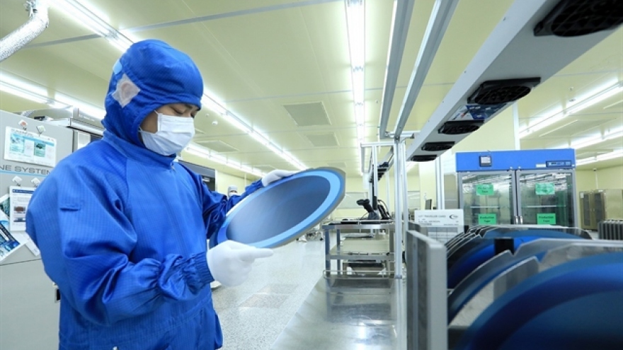 Vietnam attracts global semiconductor manufacturers