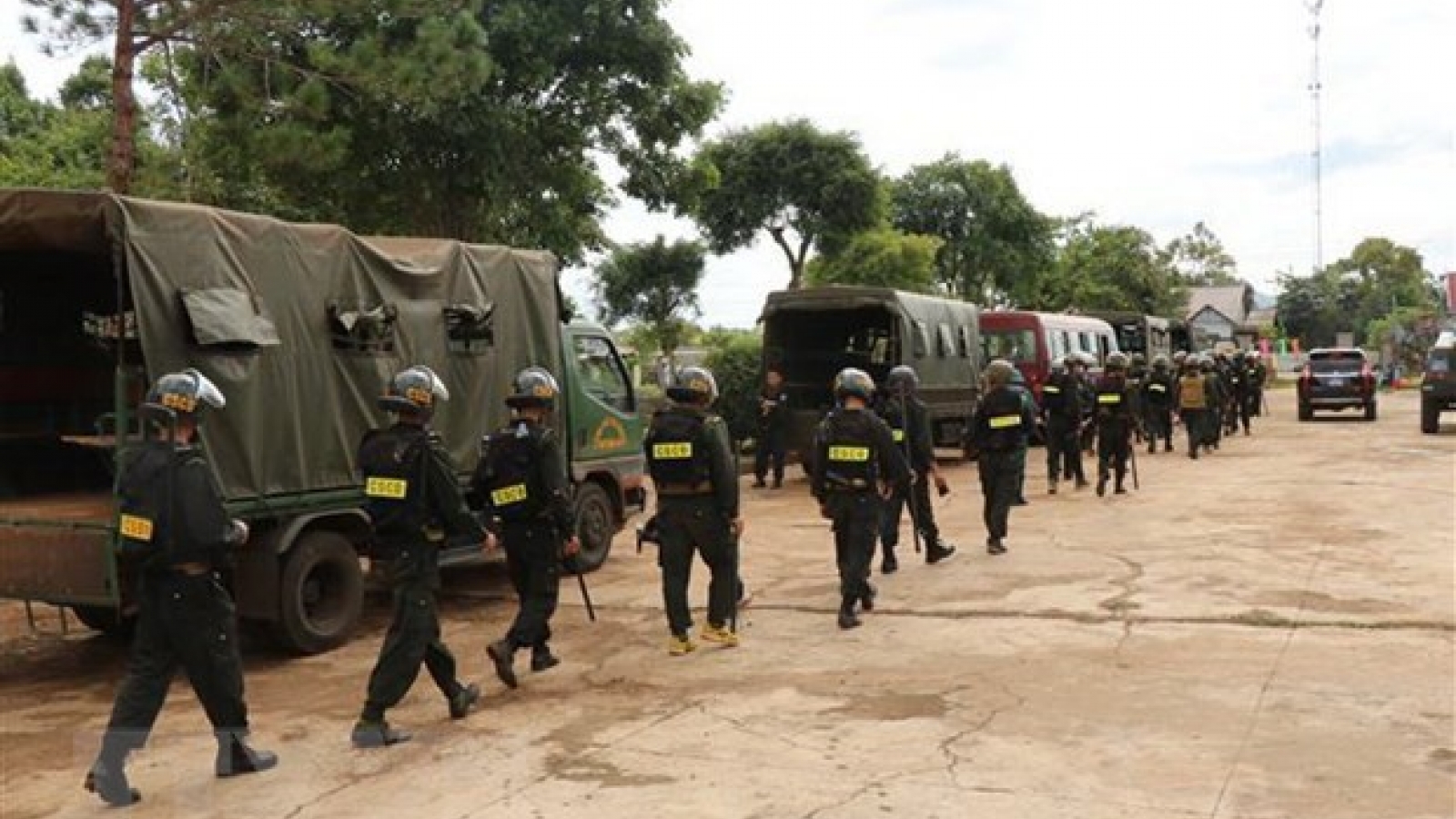 Armed attacks in Dak Lak: 74 arrested, local situation stabilised
