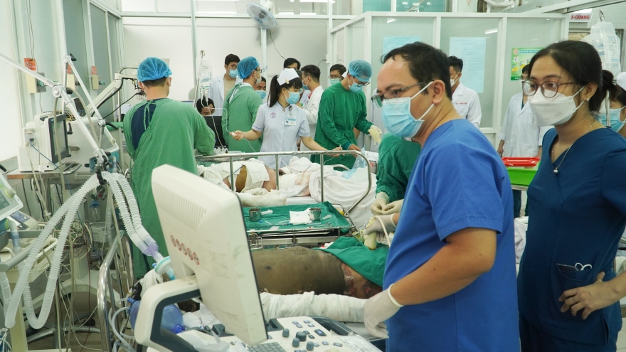 Bệnh viện Chợ Rẫy báo động đỏ cứu 7 bệnh nhân bỏng sâu tại Đồng Nai