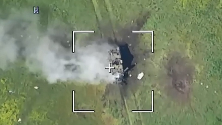 Nga công bố video bắn cháy xe thiết giáp Ukraine tiếp nhận từ phương Tây