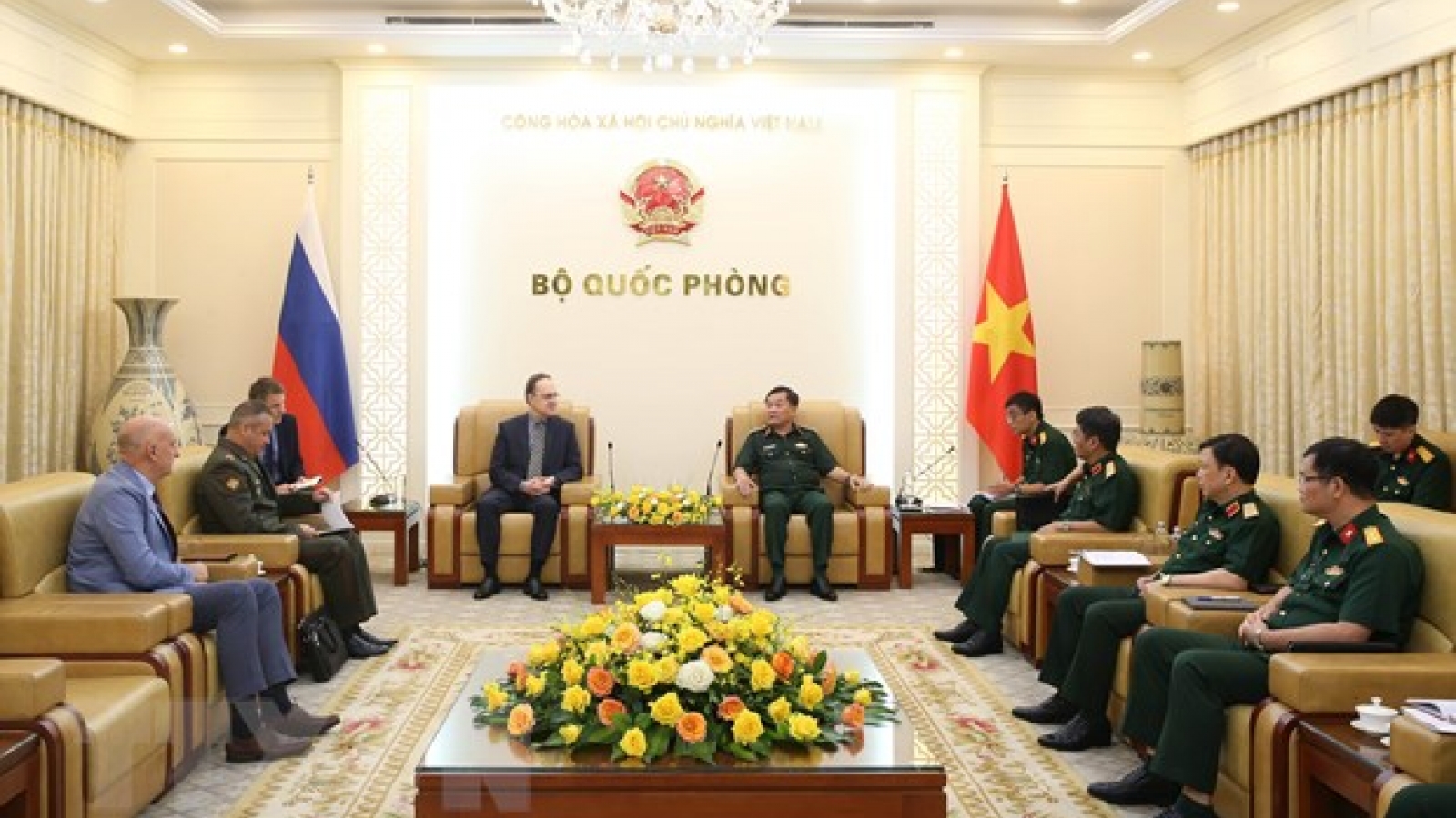Vietnam, Russia boost defence co-operation